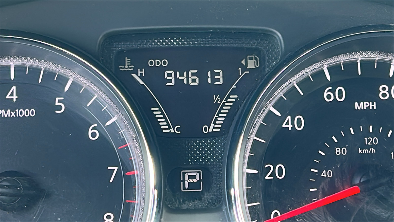 Used 2017 Nissan Versa SV FWD image 14