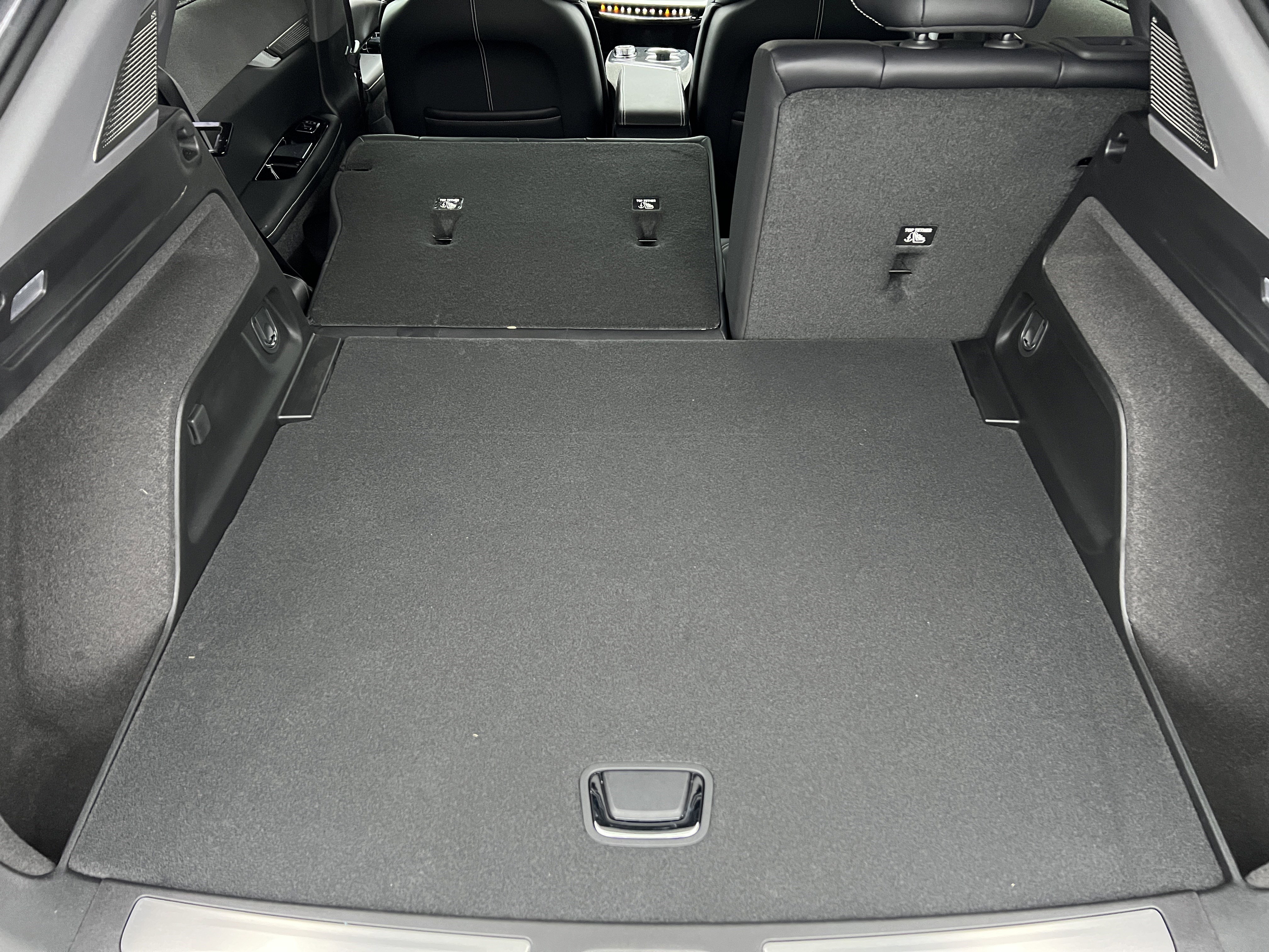 New 2025 Cadillac Optiq Sport 2 image 20