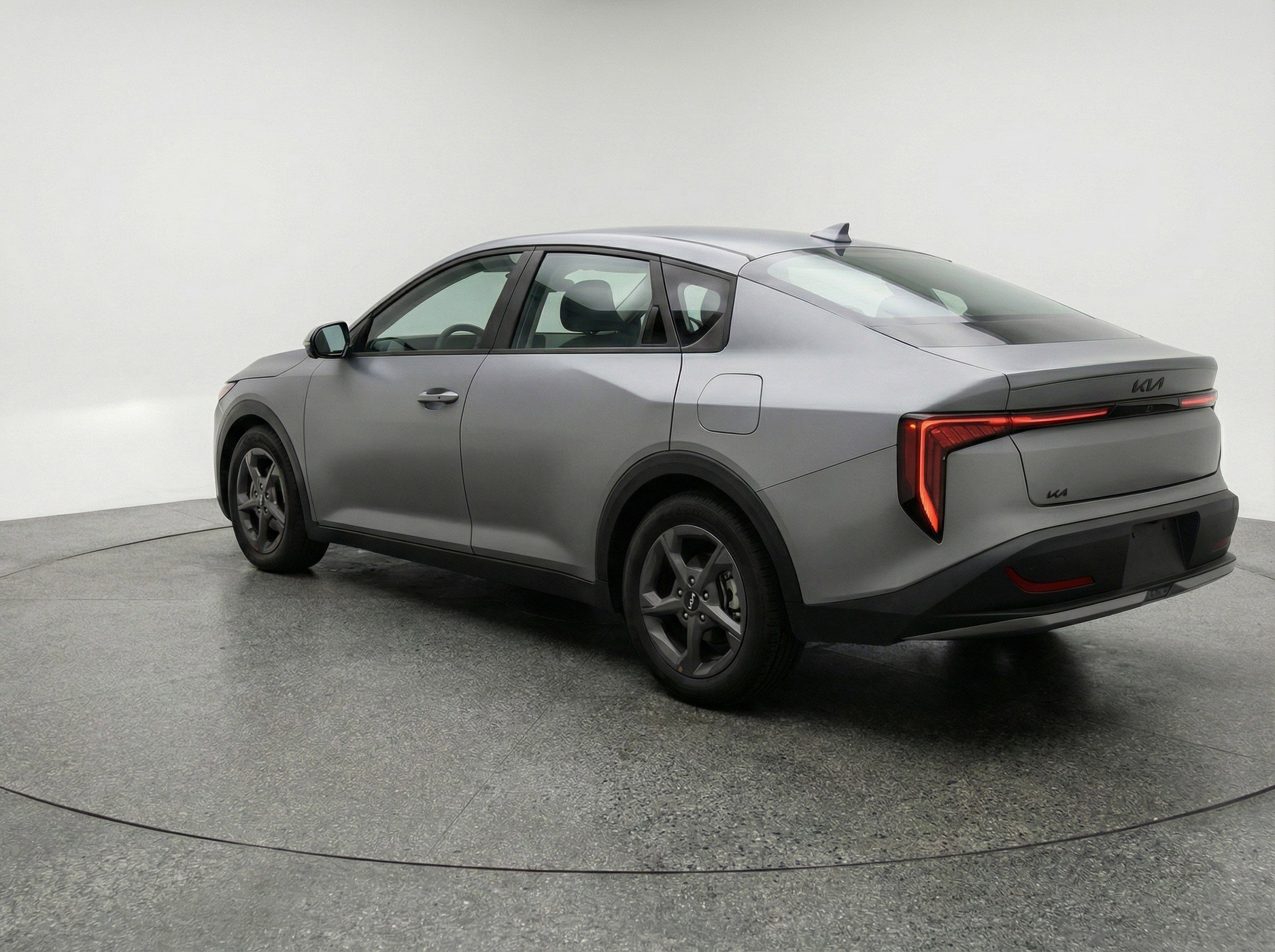 Used 2025 Kia K4 LXS image 6