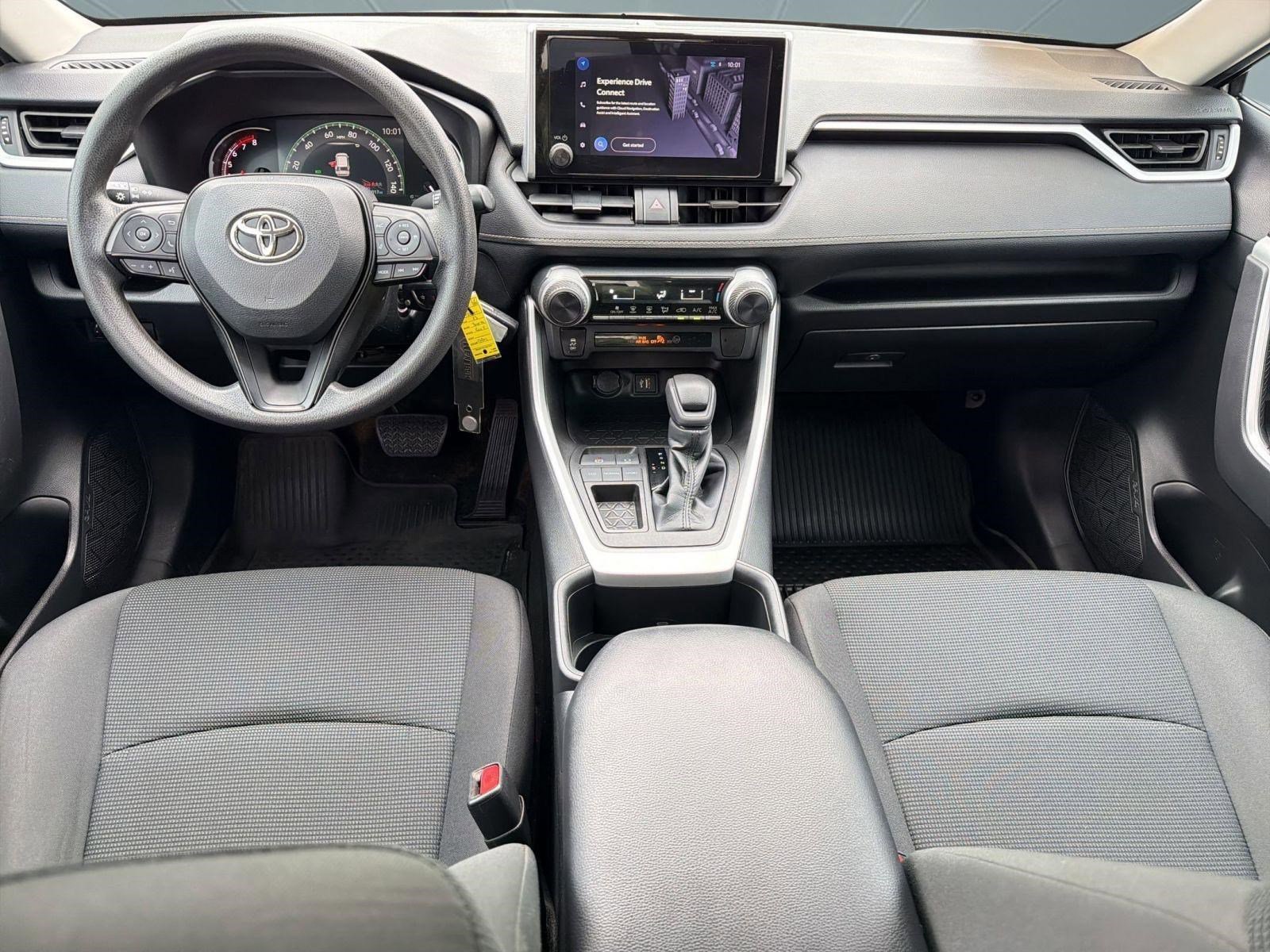 Used 2023 Toyota RAV4 LE FWD image 16