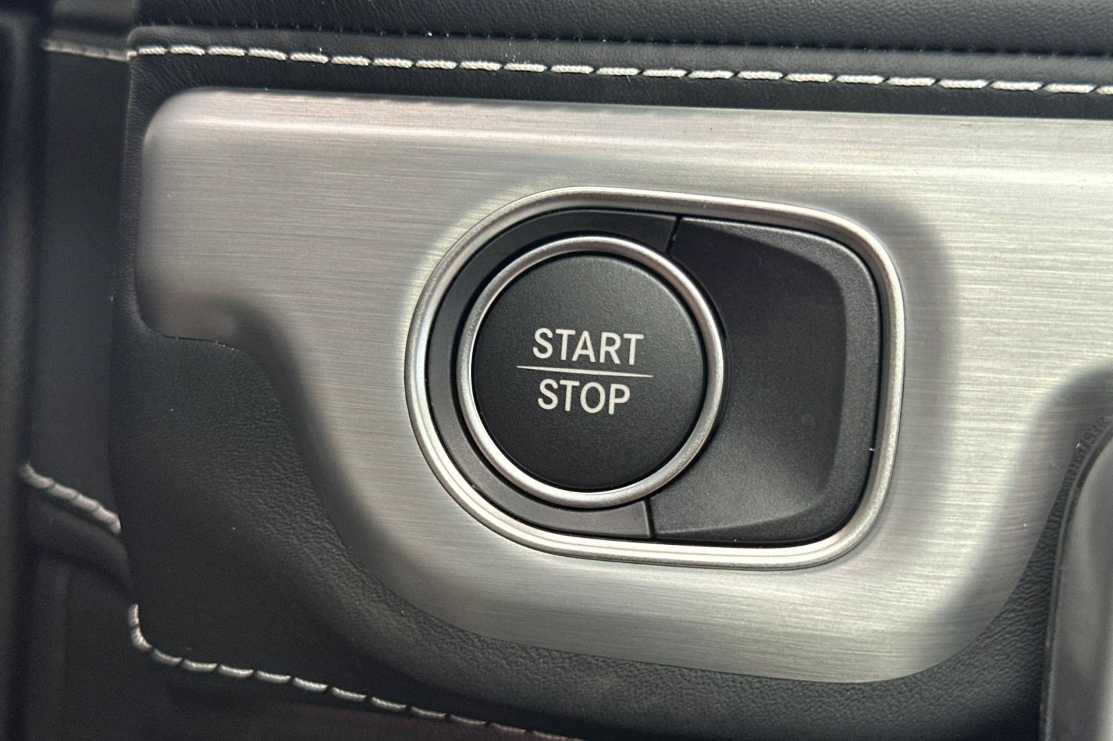 New 2027 Mercedes-Benz G 580 e image 15