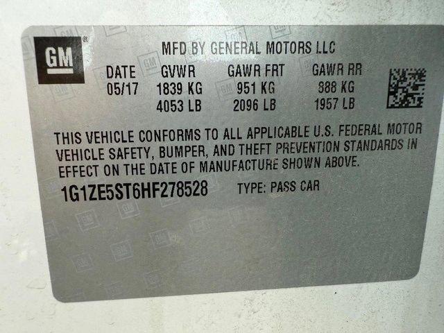 Used 2017 Chevrolet Malibu LT FWD image 29