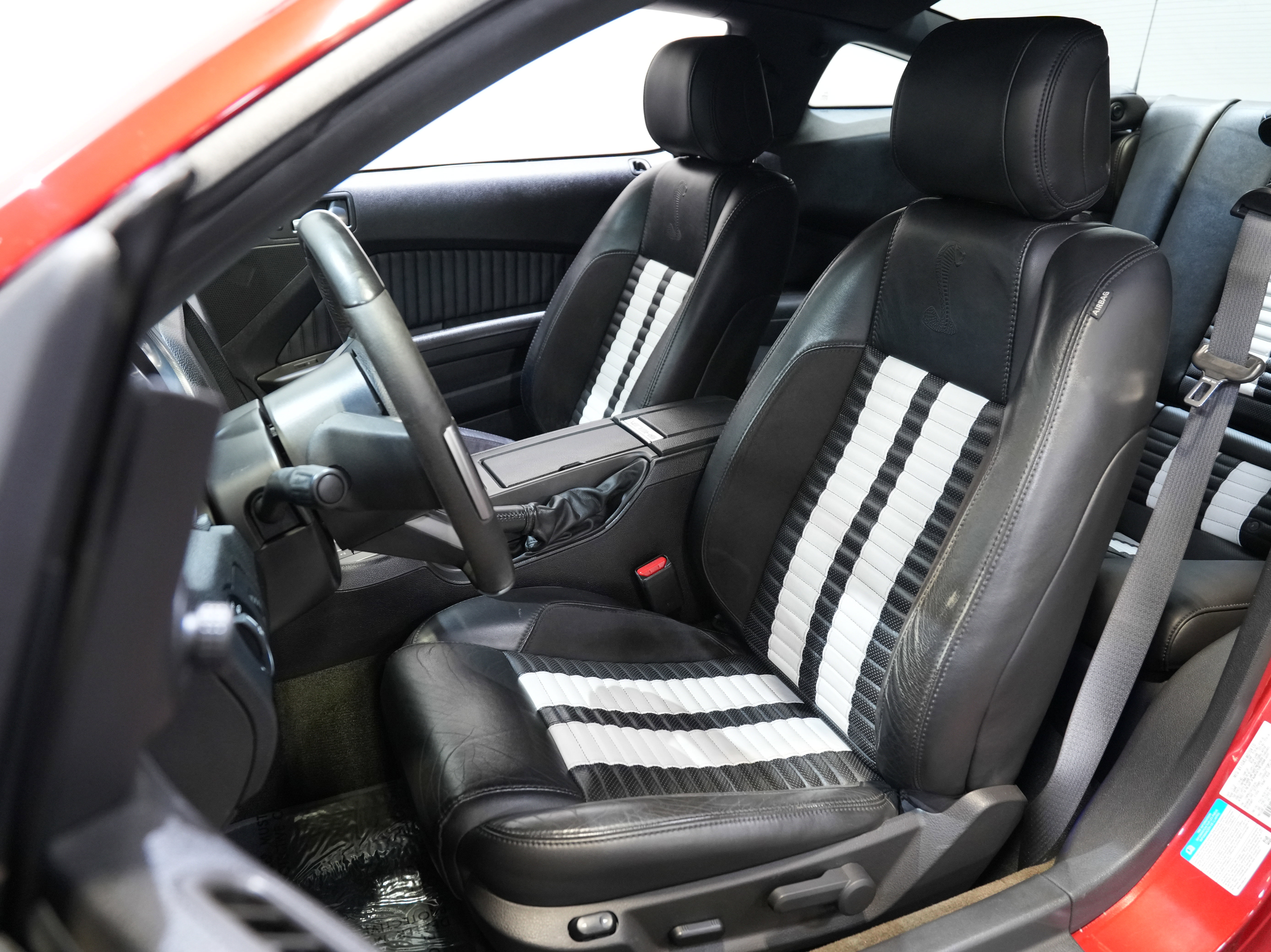 Used 2013 Ford Mustang Shelby GT500 w/ Electronics Pkg image 26