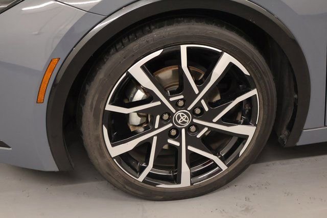 Used 2023 Toyota Prius Prime Premium image 7