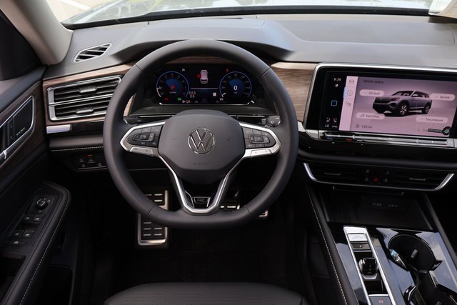 New 2026 Volkswagen Atlas SEL Premium R-Line image 15