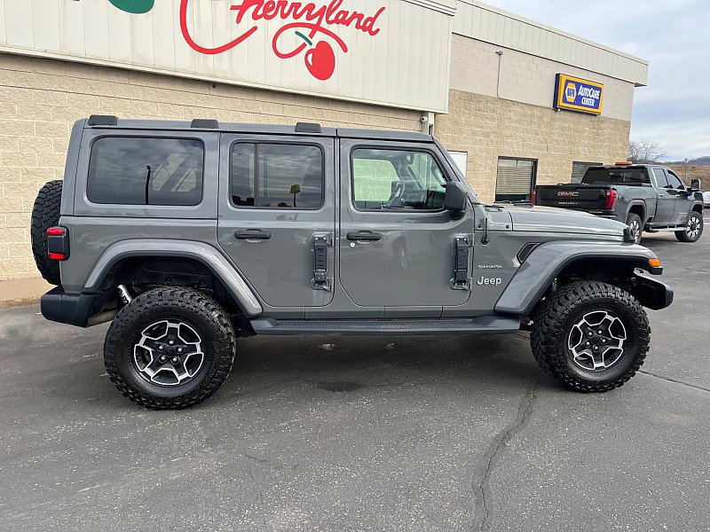 Used 2019 Jeep Wrangler Unlimited Sahara w/ Dual Top Group image 7