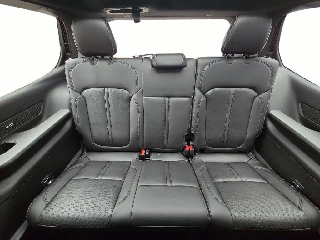 New 2025 Jeep Wagoneer 4WD w/ Premium Group I image 29