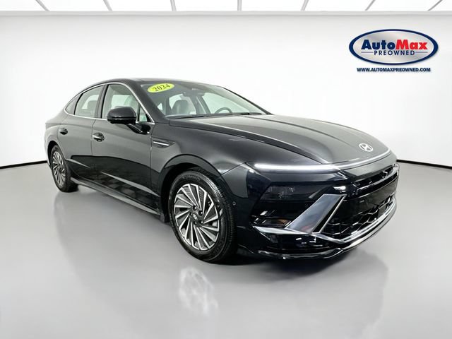 Used 2024 Hyundai Sonata Limited
