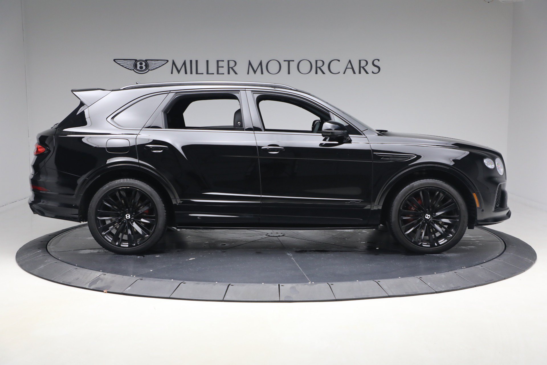 Certified 2023 Bentley Bentayga Speed image 9