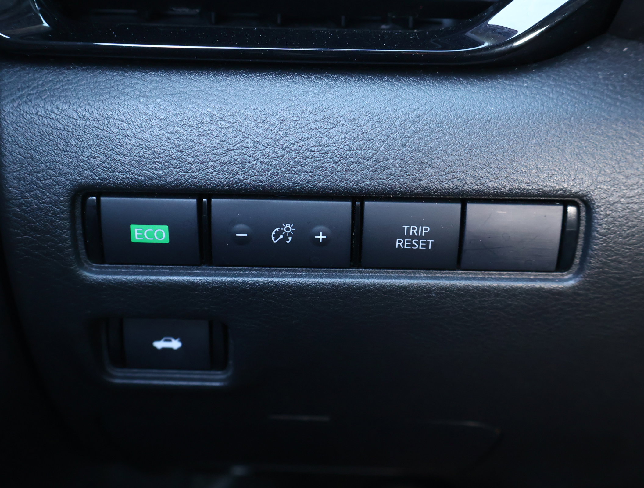 Used 2023 Nissan Sentra SV image 11