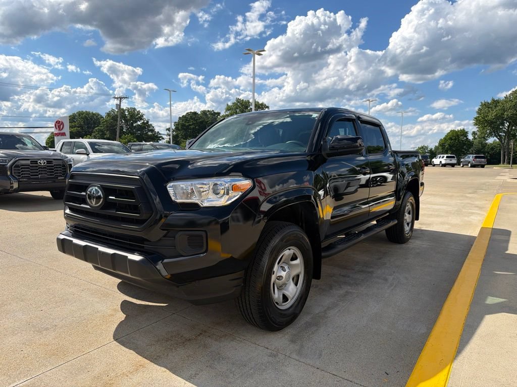 Used 2020 Toyota Tacoma SR AWD/4WD image 3
