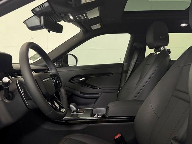 New 2026 Land Rover Range Rover Evoque S AWD/4WD image 5