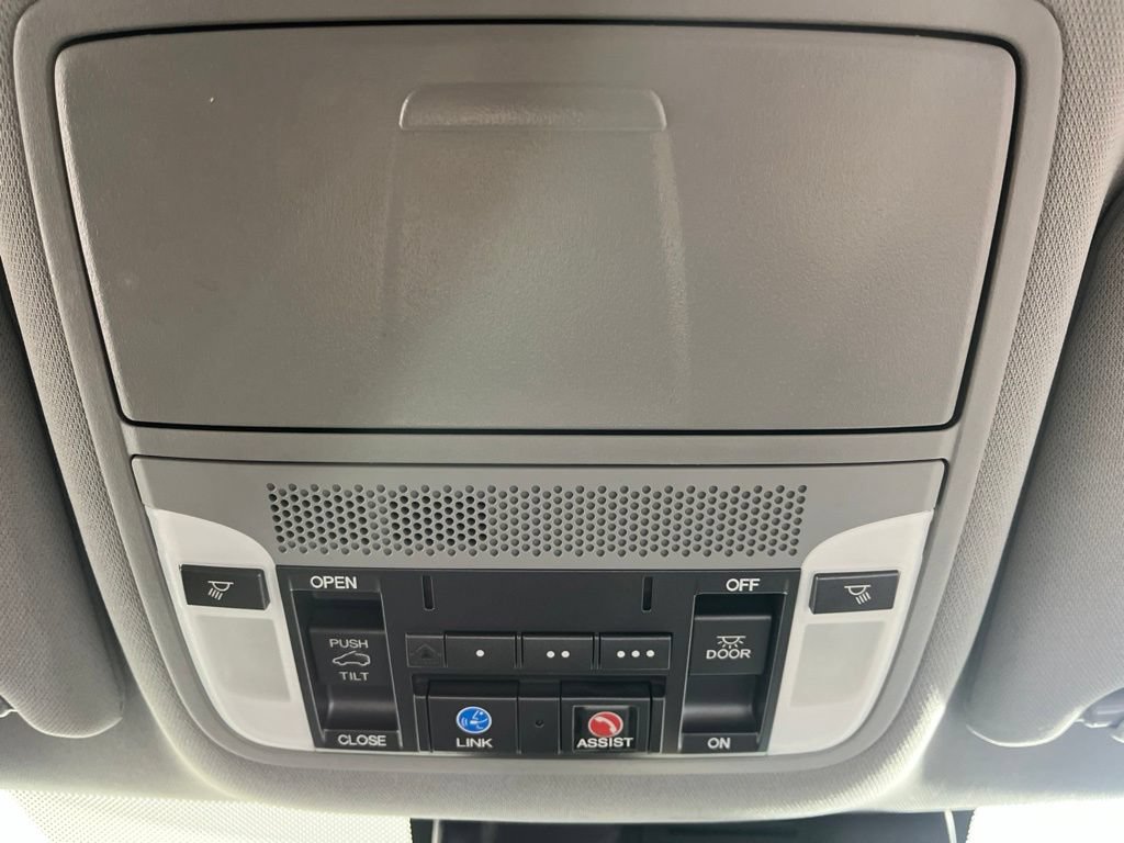 Certified 2020 Acura MDX SH-AWD w/ Technology Package image 27