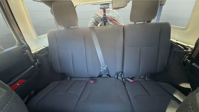 Used 2018 Jeep Wrangler Unlimited Willys Wheeler image 21