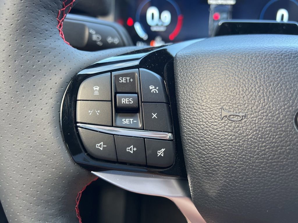 New 2026 Ford Explorer ST-Line w/ ST-Line Street Pack image 17