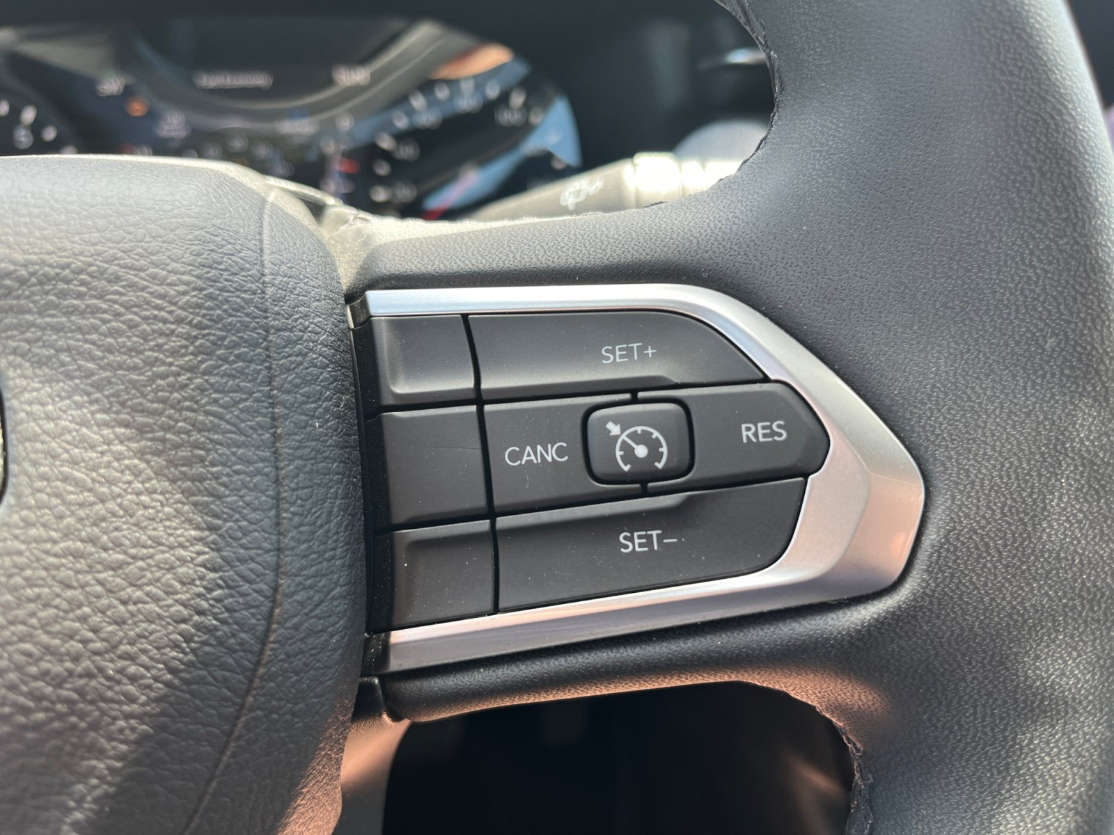 Certified 2023 Jeep Compass Latitude AWD/4WD image 19