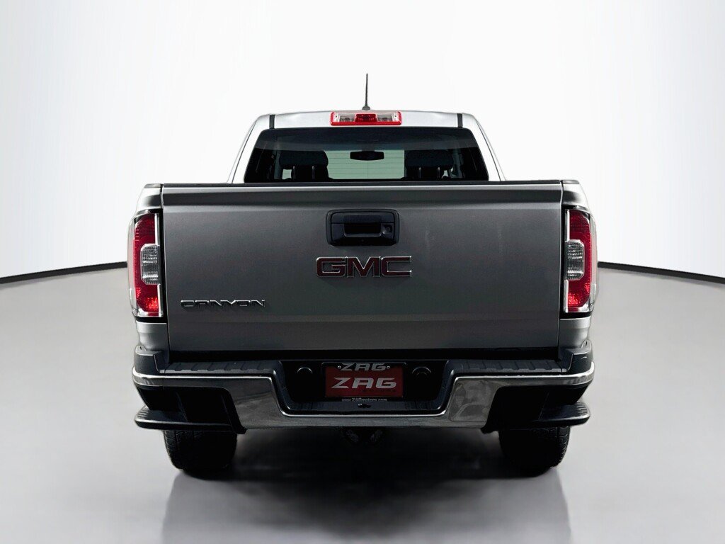 Used 2017 GMC Canyon W/T w/ Convenience Package RWD image 4