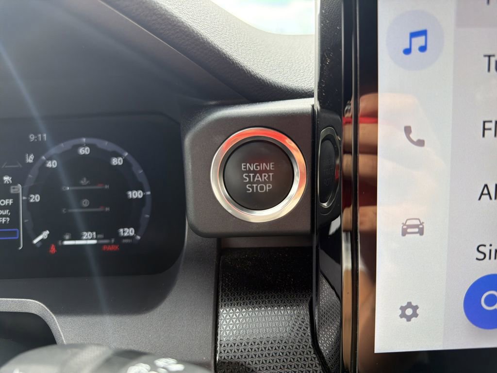 Used 2025 Toyota 4Runner Limited image 30