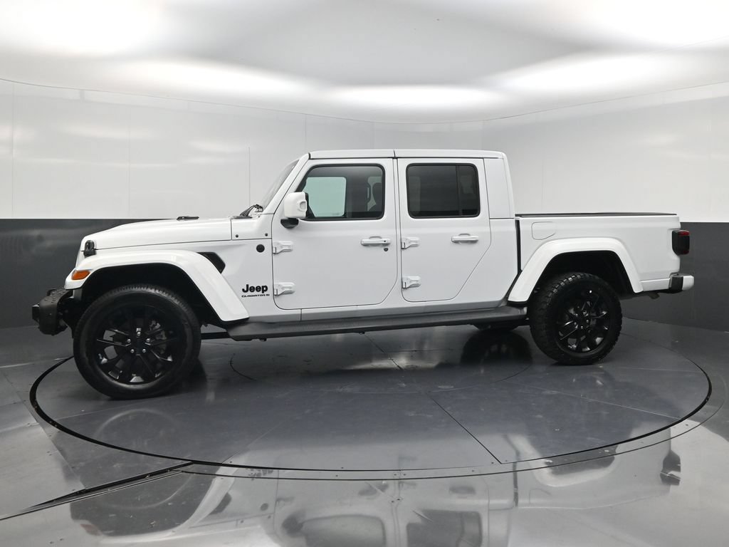 Used 2023 Jeep Gladiator Overland AWD/4WD image 3