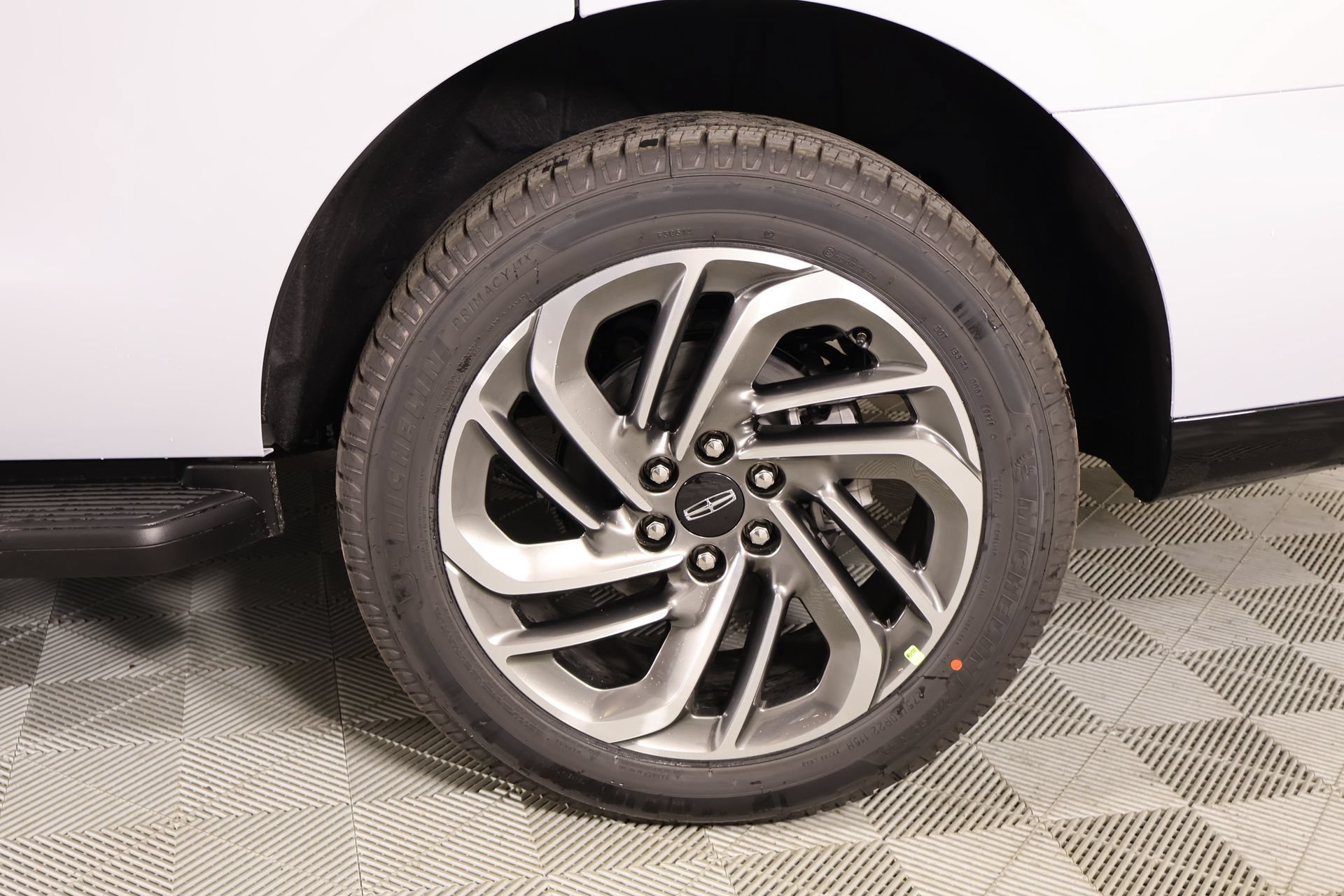New 2026 Lincoln Navigator Premiere AWD/4WD image 19