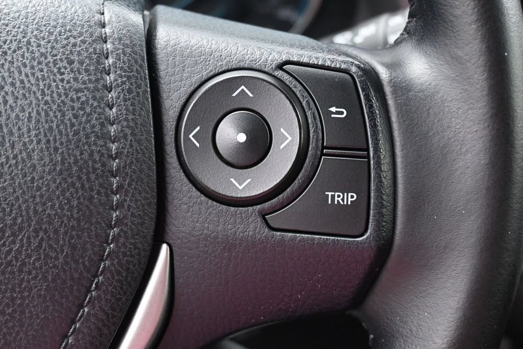 Certified 2016 Toyota RAV4 XLE AWD/4WD image 18