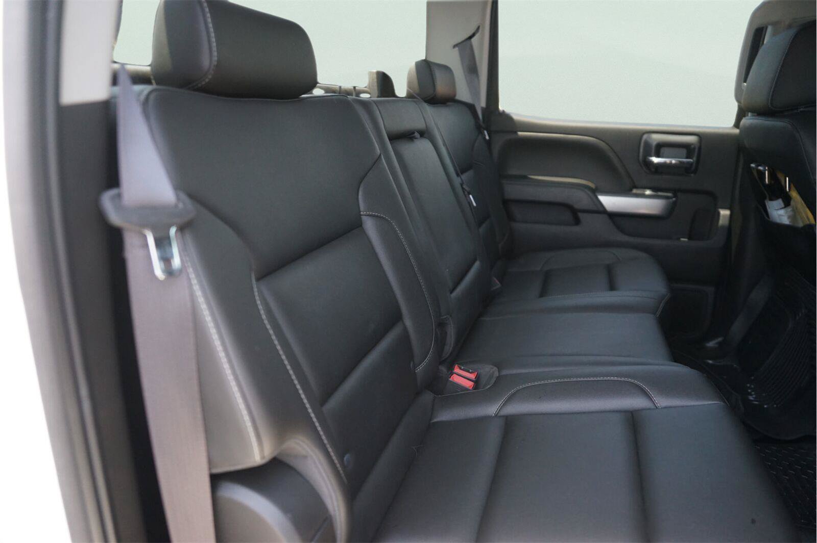Used 2015 Chevrolet Silverado 2500 LT w/ LT Convenience Package AWD/4WD image 16