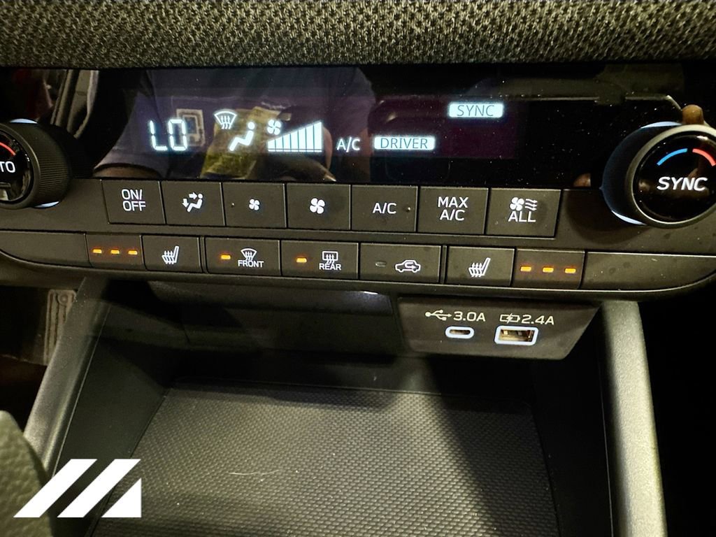 Used 2026 Subaru Outback Premium AWD/4WD image 21