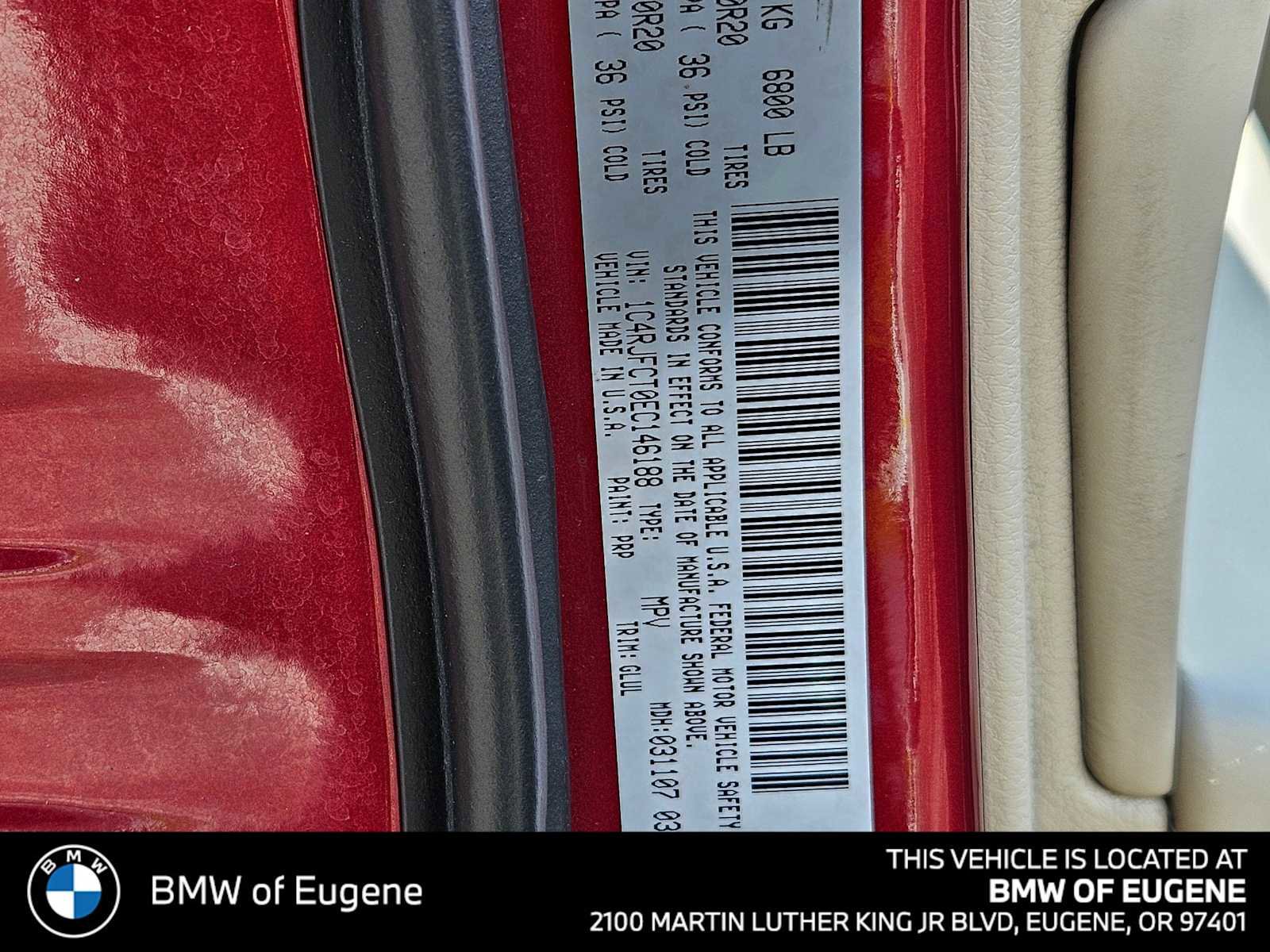 Used 2014 Jeep Grand Cherokee Overland w/ Advanced Technology Group image 26