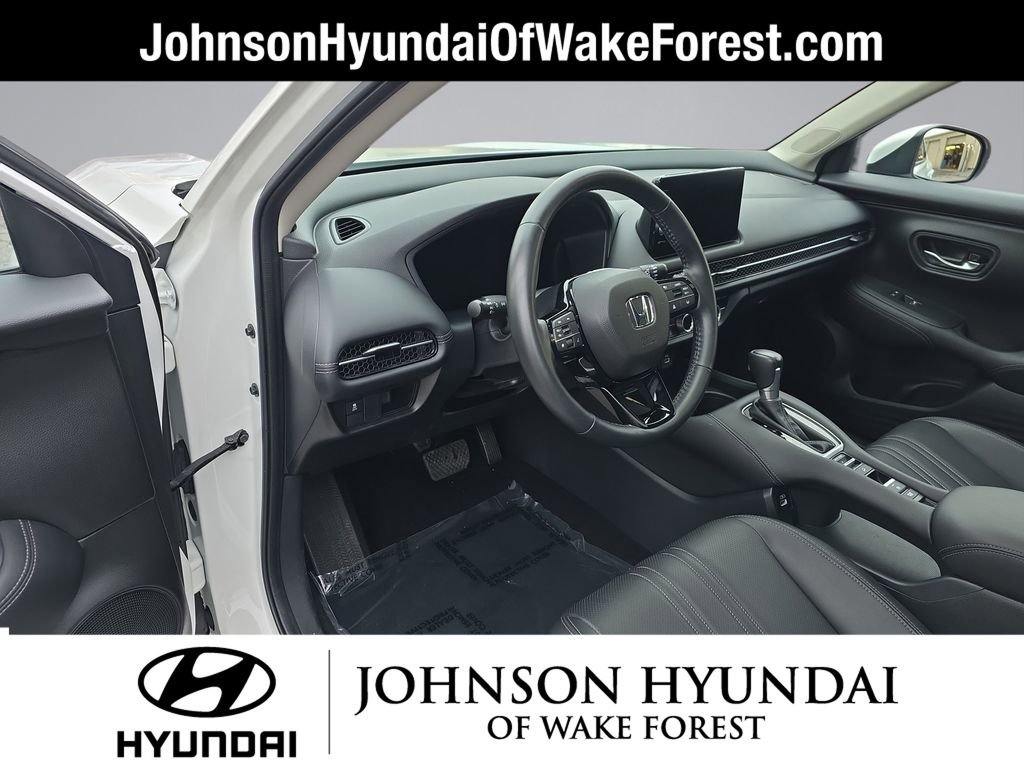 Used 2023 Honda HR-V EX-L image 25