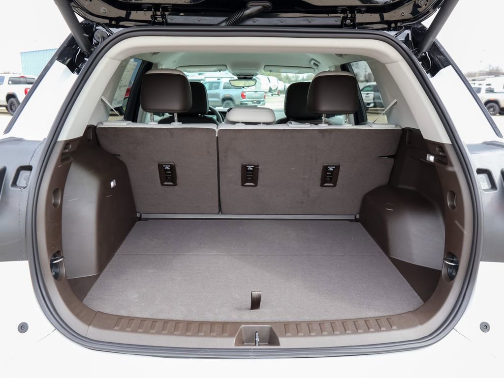 New 2026 GMC Terrain Denali w/ LPO, Floor Liner Package image 5