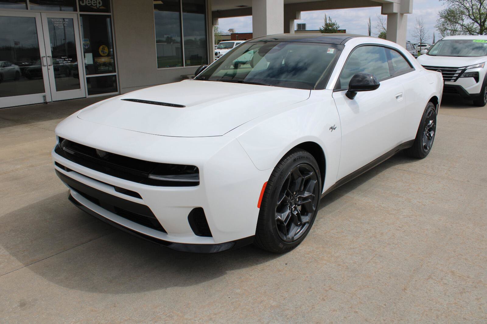 New 2026 Dodge Charger R/T w/ Blacktop Package AWD/4WD image 2