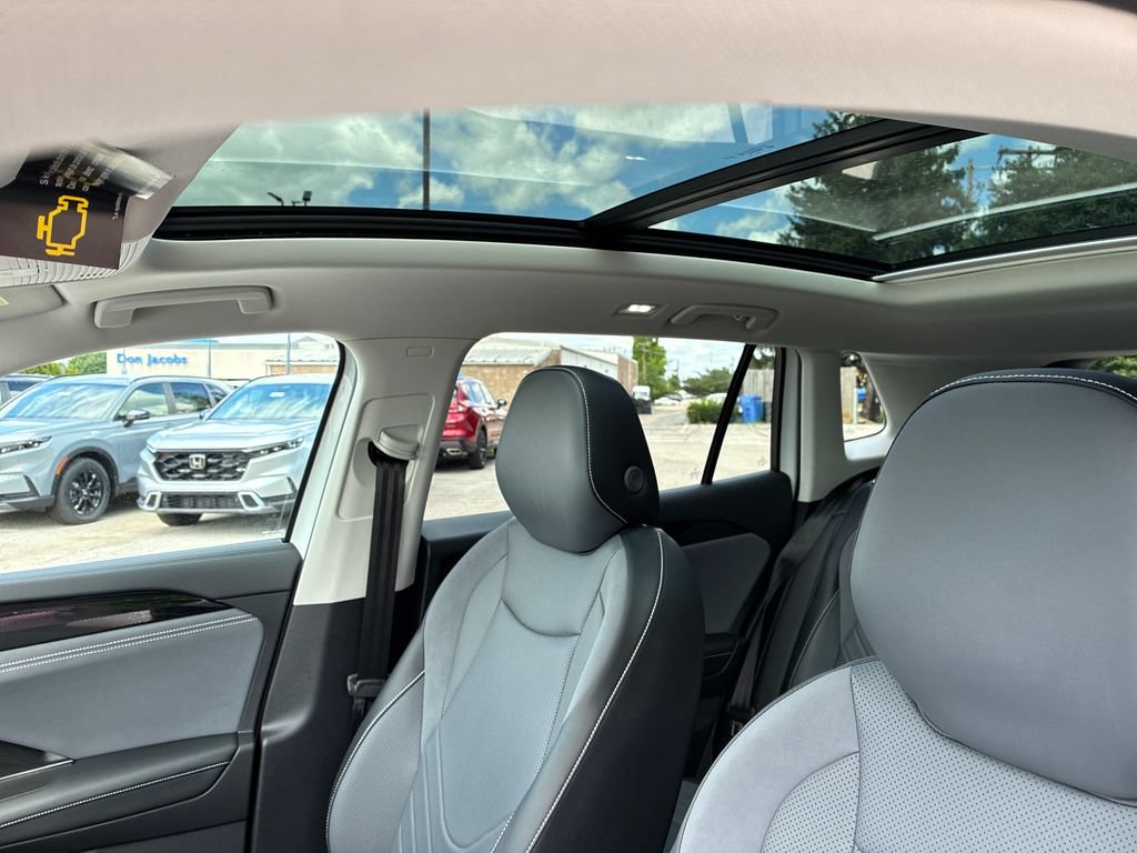 New 2026 Volkswagen Tiguan SE AWD/4WD image 17
