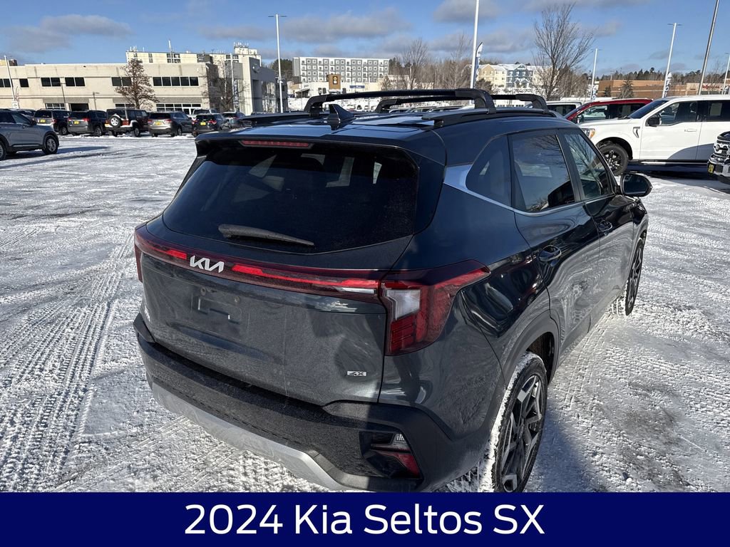 Used 2024 Kia Seltos SX image 7