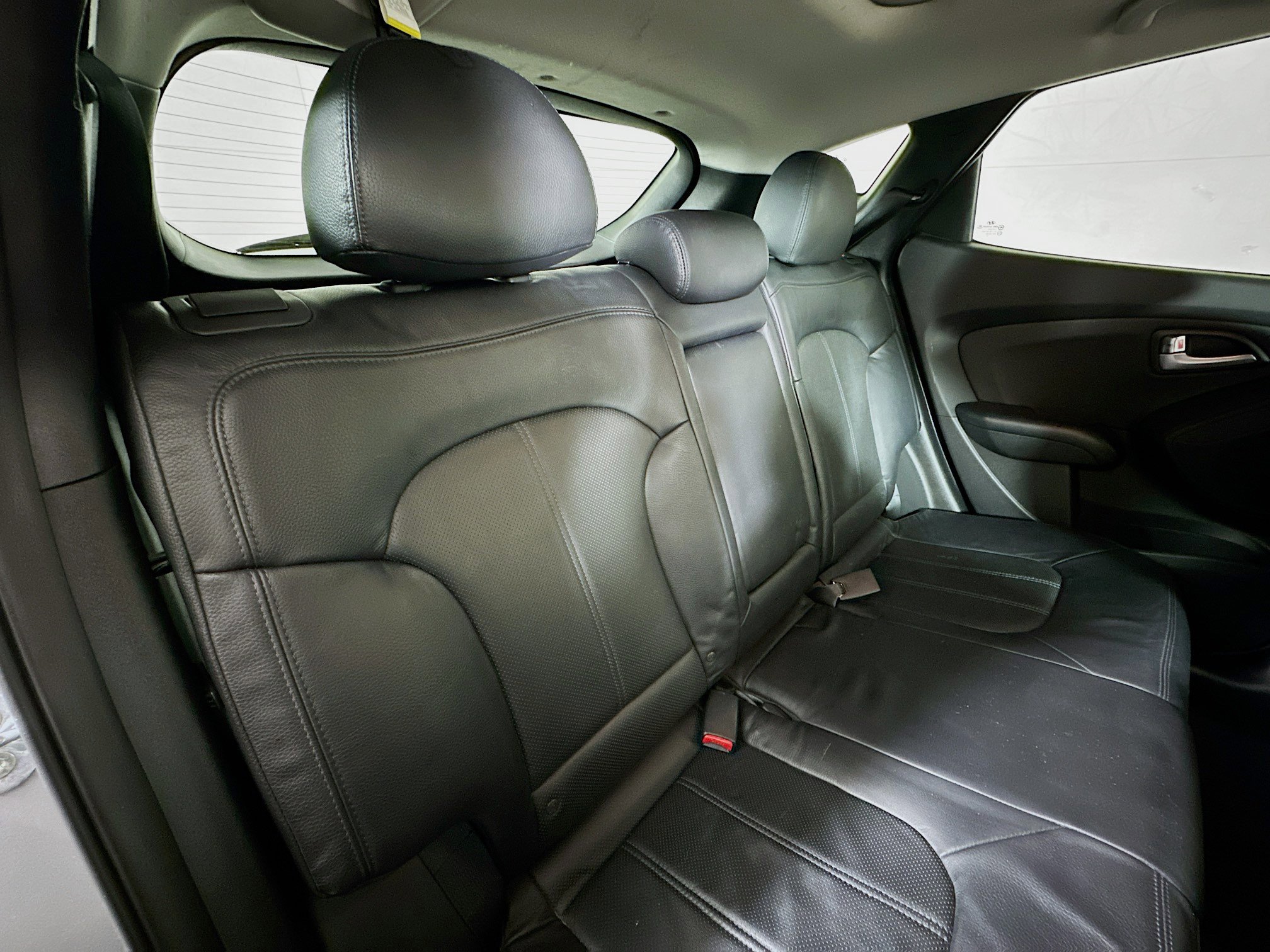 Used 2013 Hyundai Tucson Limited w/ Premium Pkg image 26