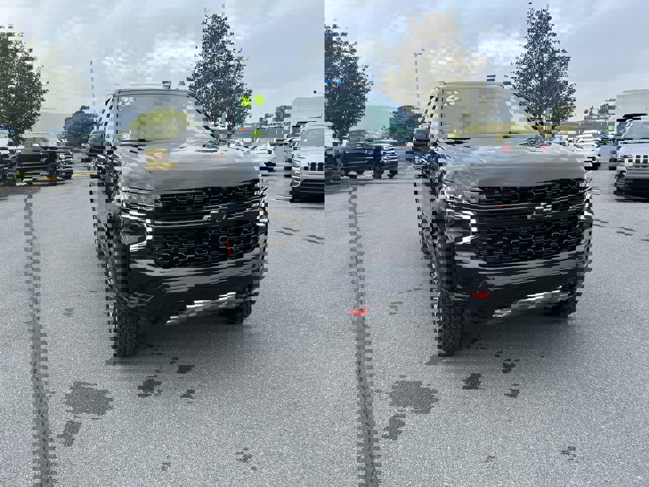 Used 2023 Chevrolet Tahoe Z71 w/ Z71 Off-Road Package image 1