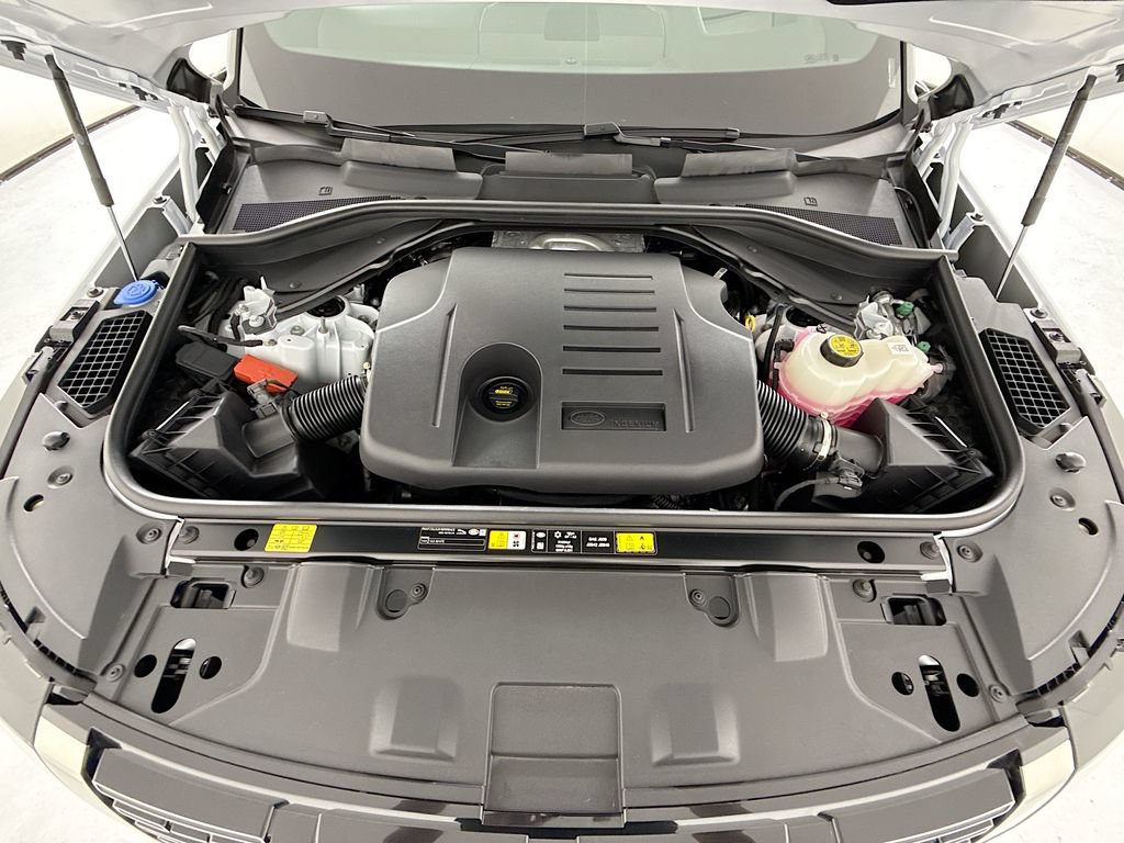 New 2026 Land Rover Range Rover SE AWD/4WD image 29