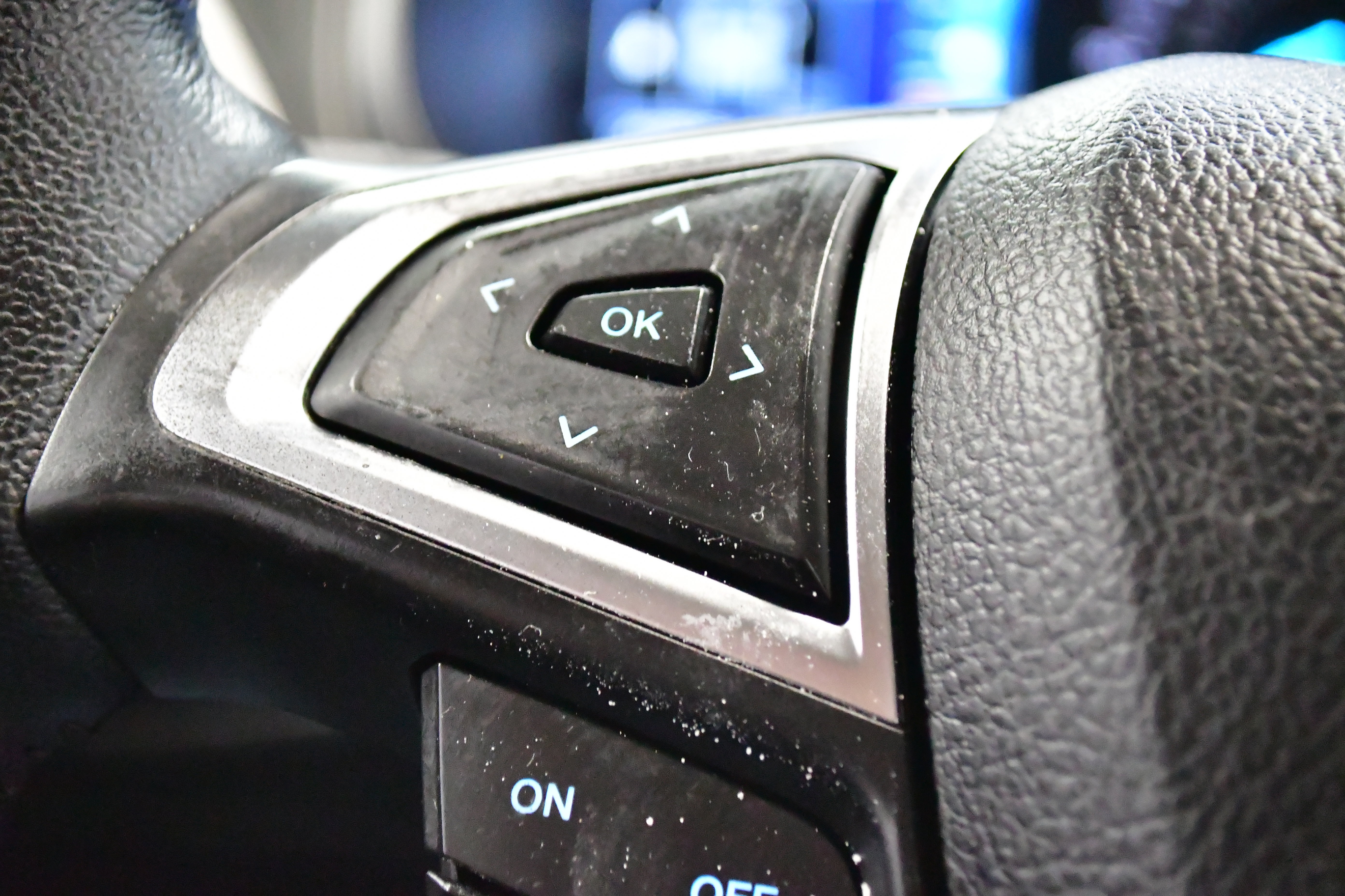 Used 2022 Ford Edge SEL w/ Convenience Package image 24