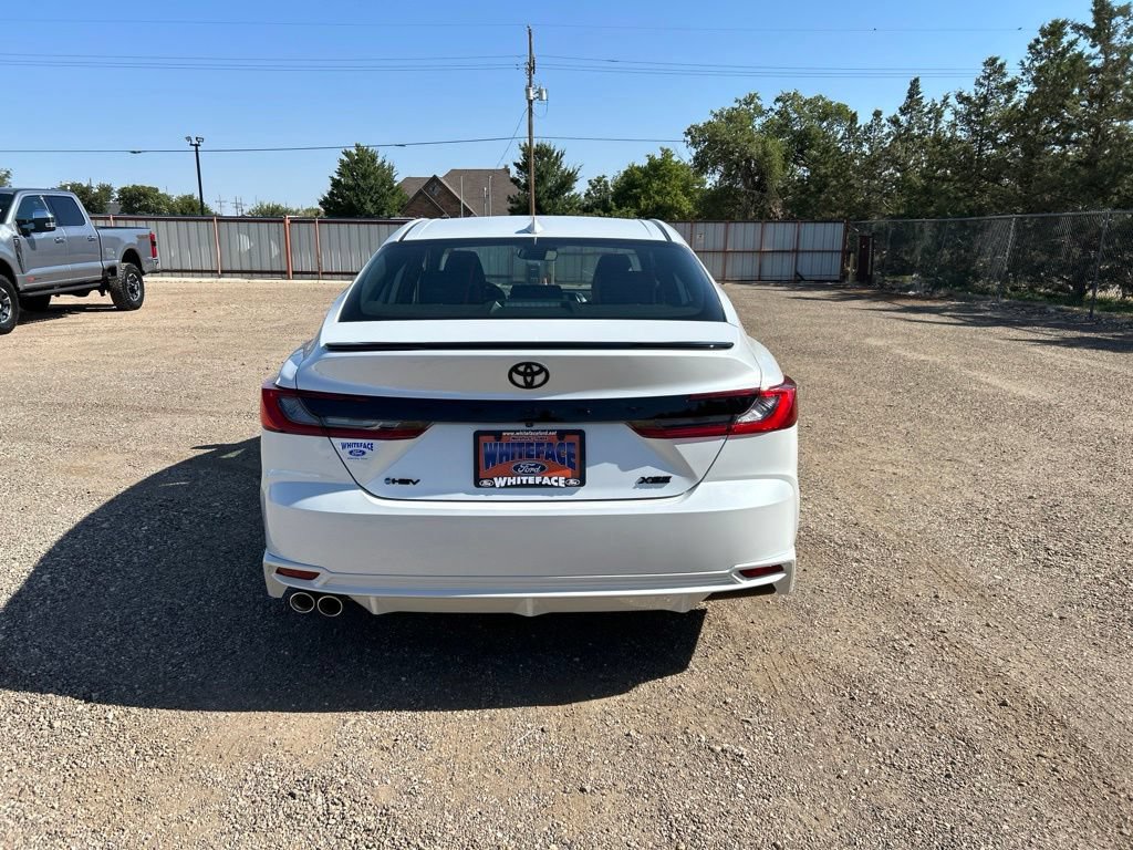 Used 2025 Toyota Camry XSE FWD image 5