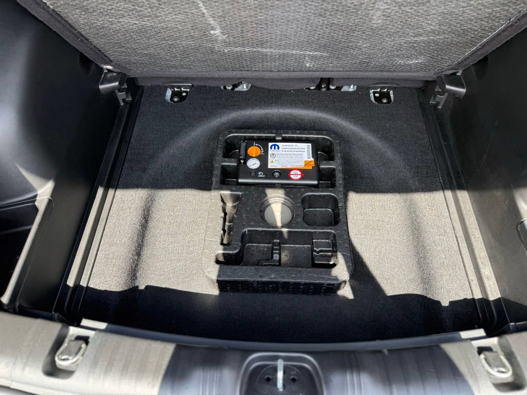 Certified 2024 Jeep Compass Limited AWD/4WD image 28