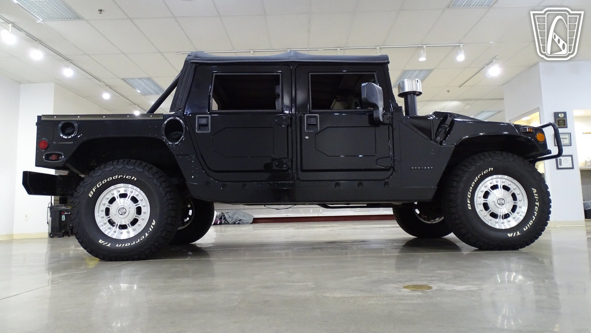 Used 2001 HUMMER H1 4-Door Open Top AWD/4WD image 19