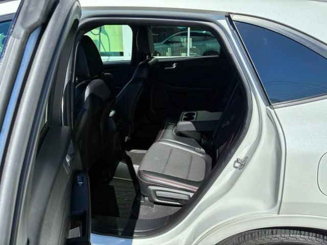 Certified 2023 Ford Escape ST-Line w/ Tech Pack #1 AWD/4WD image 14