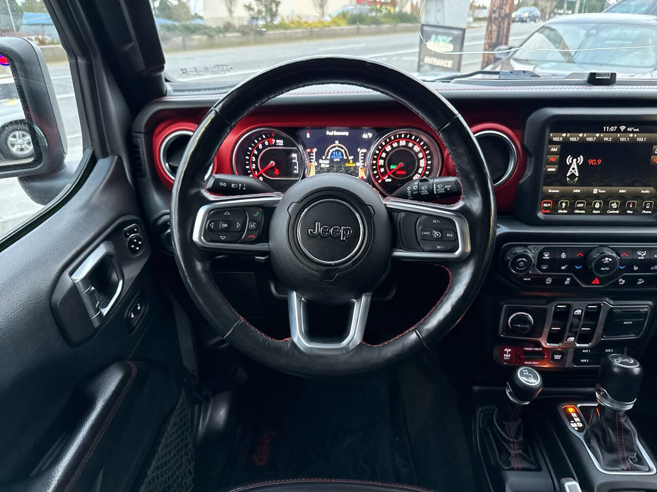 Used 2018 Jeep Wrangler Unlimited Rubicon w/ Uconnect 4C Nav & Sound Group image 22