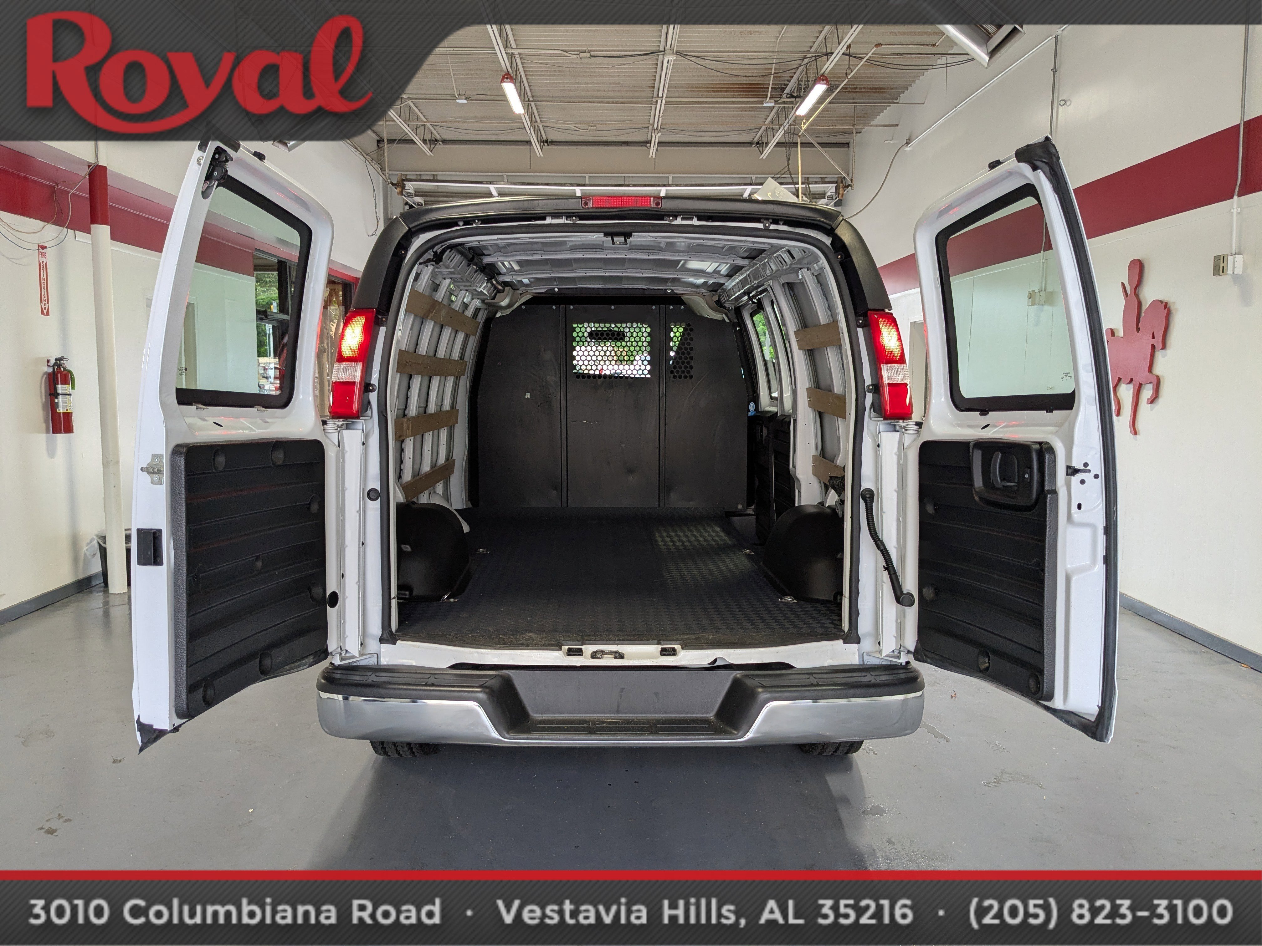 Used 2024 GMC Savana 2500 w/ Driver Convenience Package RWD image 12