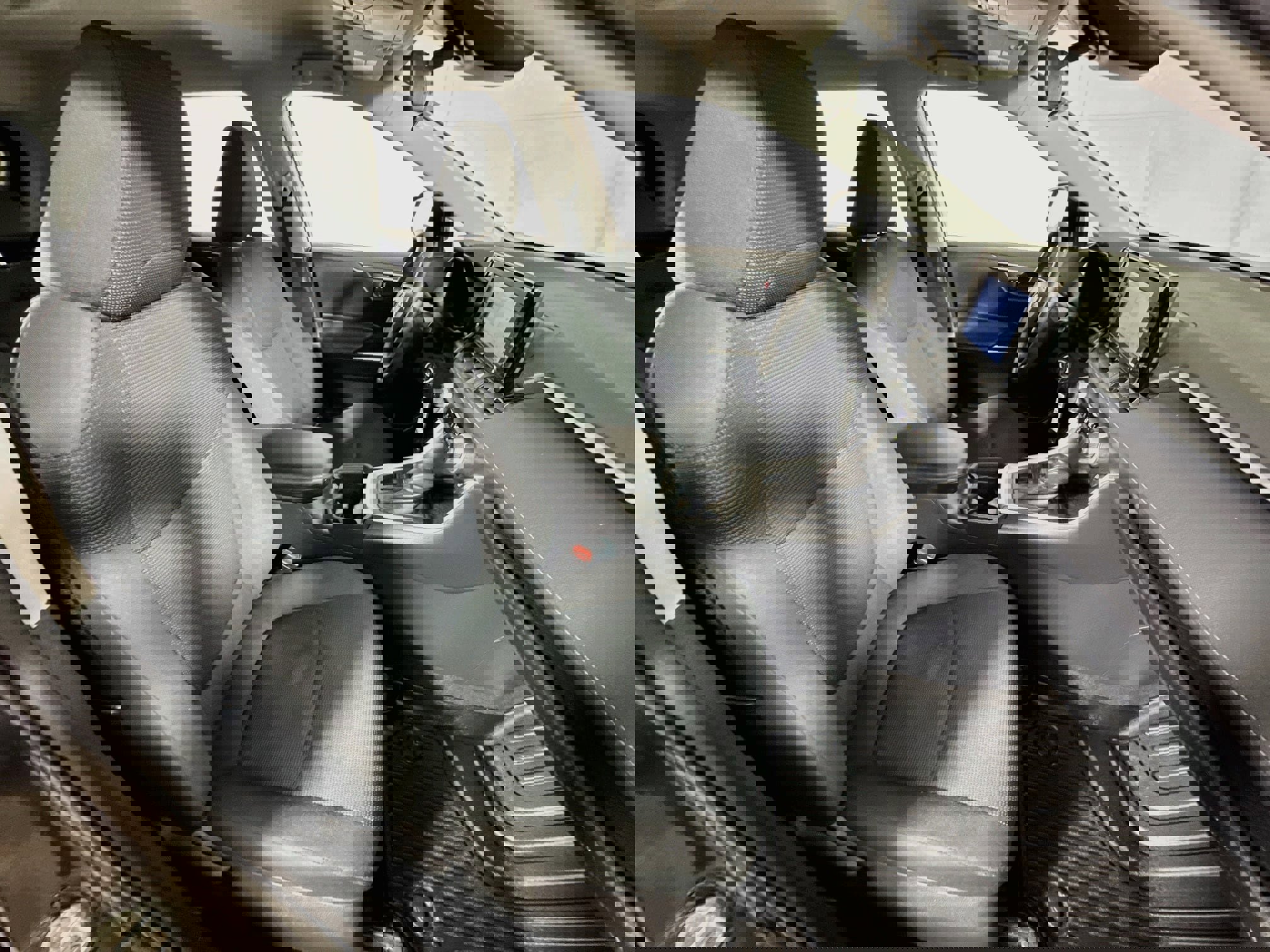 Used 2021 Toyota RAV4 LE w/ Carpet Mat Package (TMS) image 25