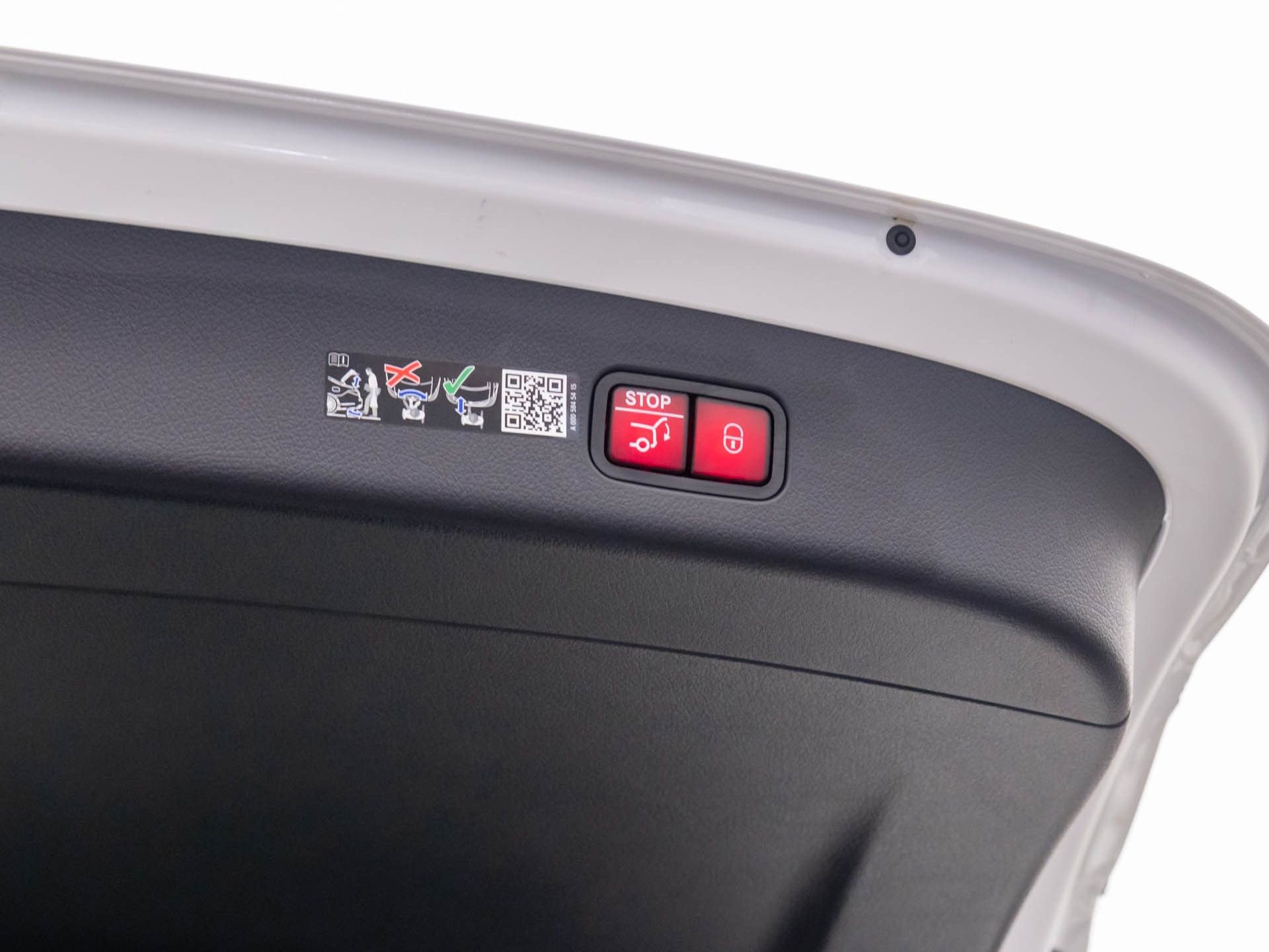 Certified 2026 Mercedes-Benz GLC 300 4MATIC image 32