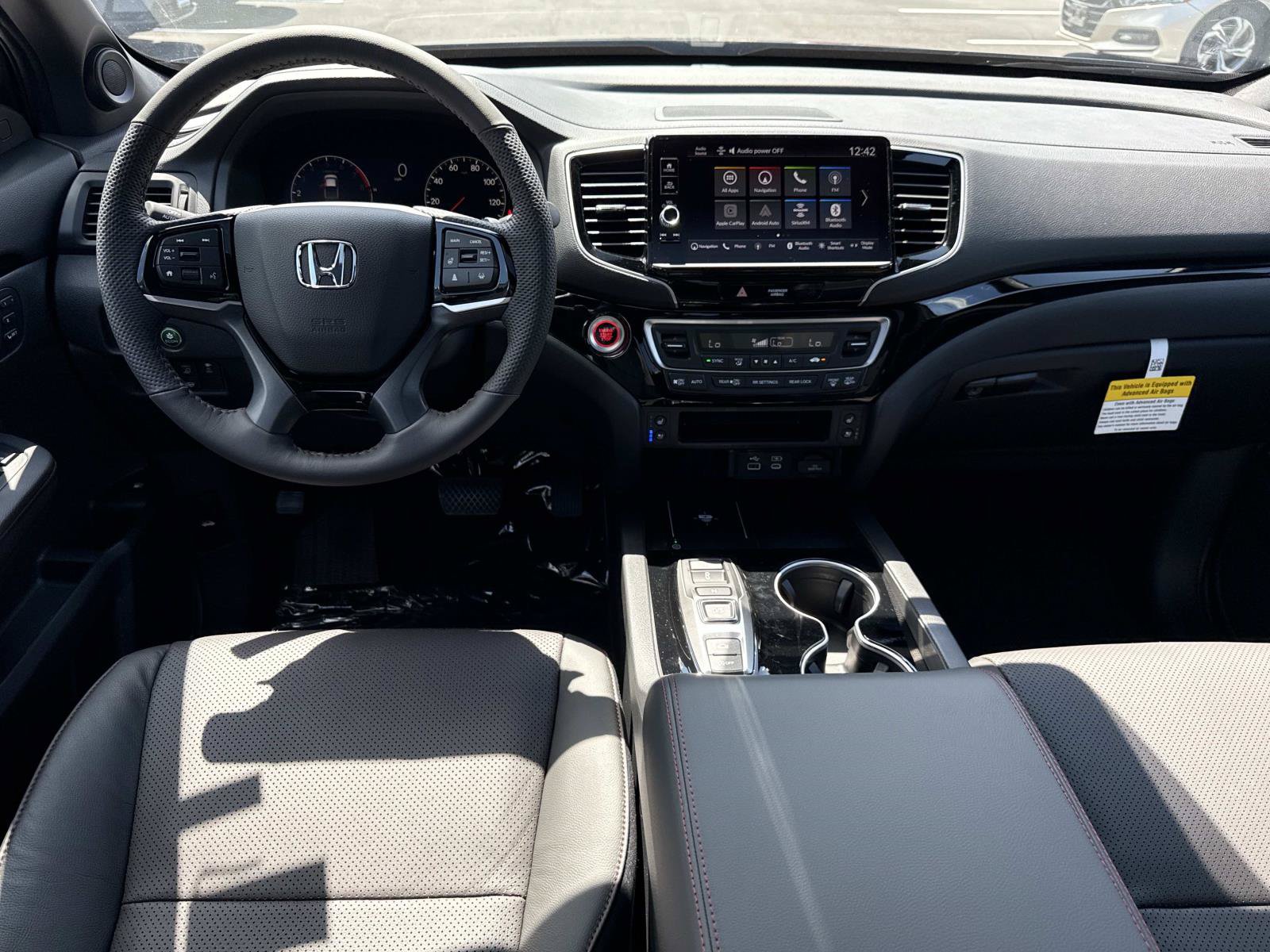 New 2026 Honda Ridgeline Black Edition image 2