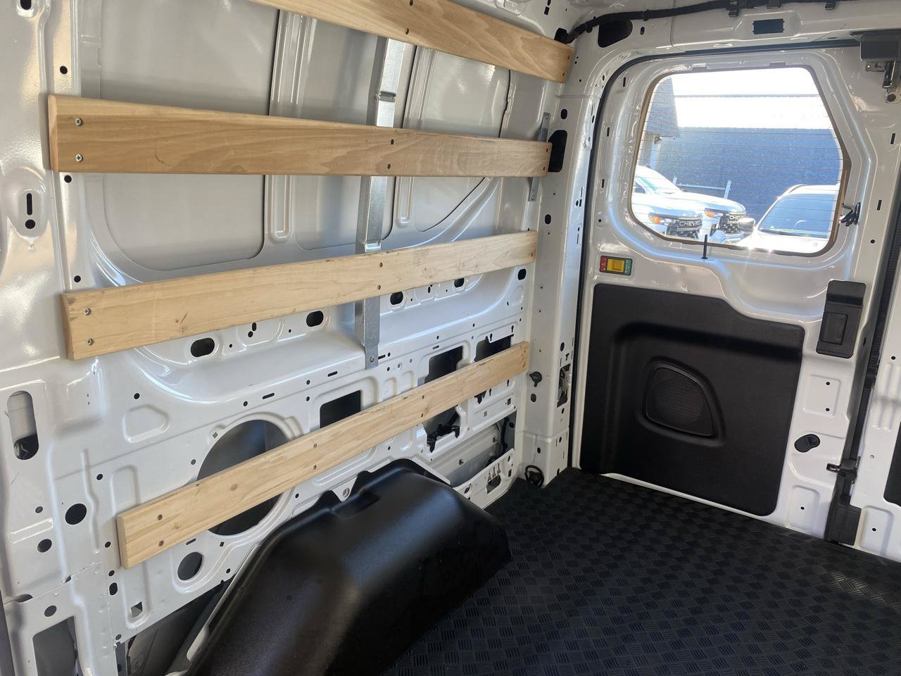 Used 2025 Ford Transit 250 Low Roof w/ Exterior Upgrade Package RWD image 9