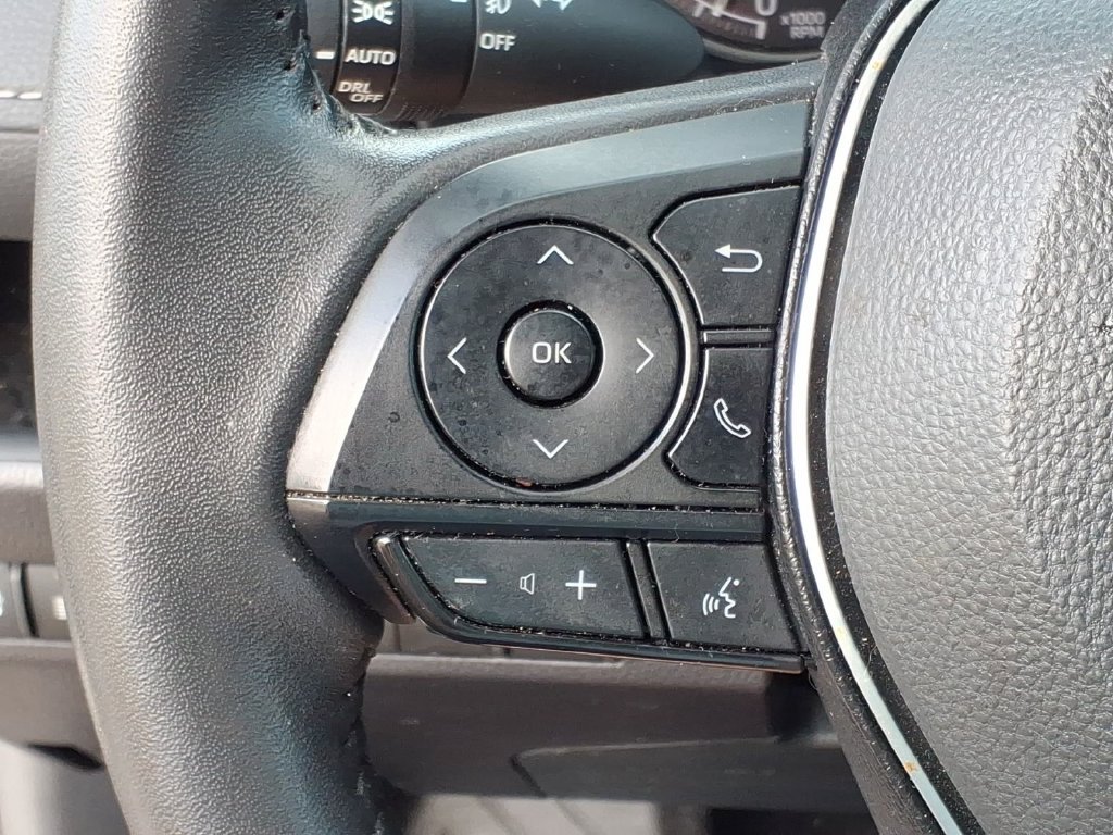 Certified 2025 Toyota RAV4 XLE Premium AWD/4WD image 18