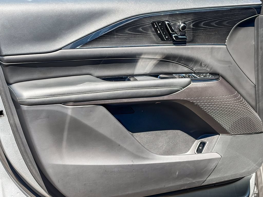 Certified 2024 Cadillac Lyriq Luxury RWD image 36