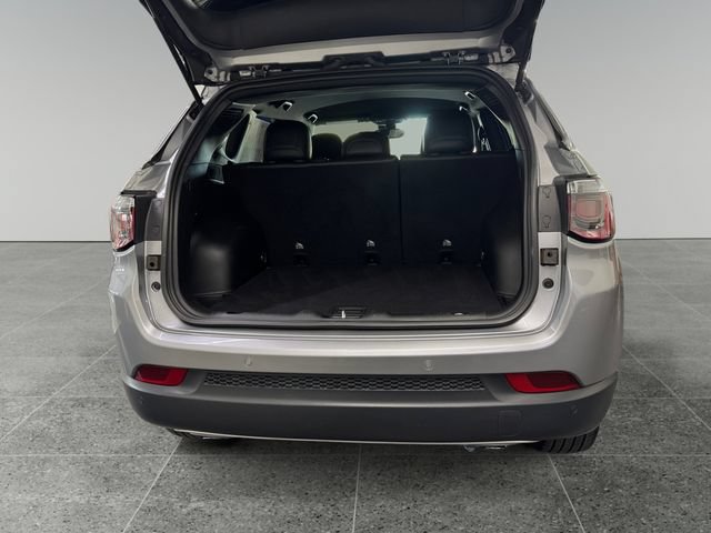 Used 2023 Jeep Compass Limited AWD/4WD image 15
